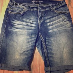 Ariya Jeans Bermuda shorts